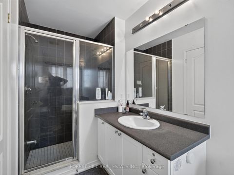 Photo 16 at 4 Evelyn Wiggins Drive, York University Heights, Toronto
