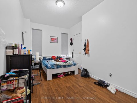 Photo 23 at 4 Evelyn Wiggins Drive, York University Heights, Toronto