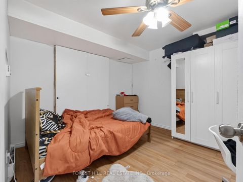 Photo 30 at 4 Evelyn Wiggins Drive, York University Heights, Toronto