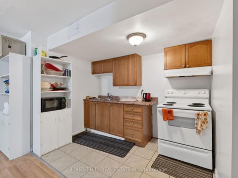 Photo 37 at 4 Evelyn Wiggins Drive, York University Heights, Toronto