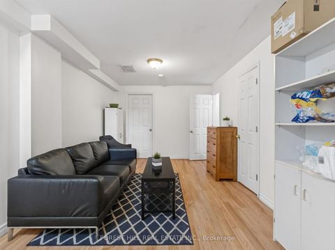 Photo 38 at 4 Evelyn Wiggins Drive, York University Heights, Toronto