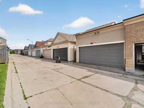Photo 40 at 4 Evelyn Wiggins Drive, York University Heights, Toronto