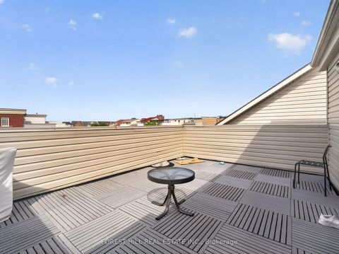 Photo 42 at 4 Evelyn Wiggins Drive, York University Heights, Toronto