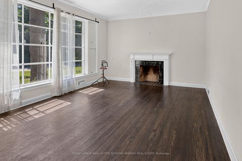 Photo 3 at 52 Valecrest Drive, Humber Valley, Toronto