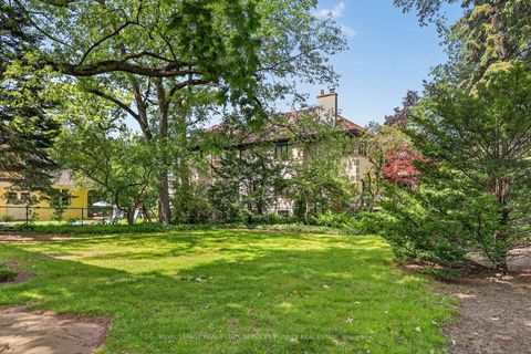 Photo 19 at 52 Valecrest Drive, Humber Valley, Toronto