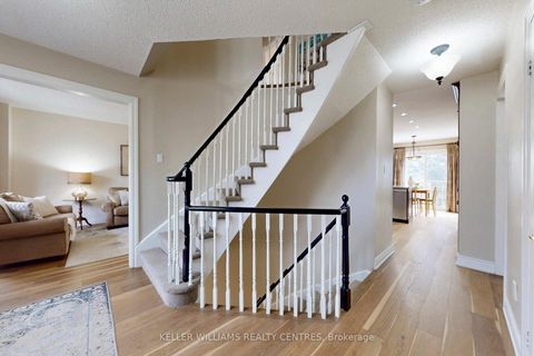Photo 4 at 15 Beatty Crescent, Aurora Highlands, Aurora