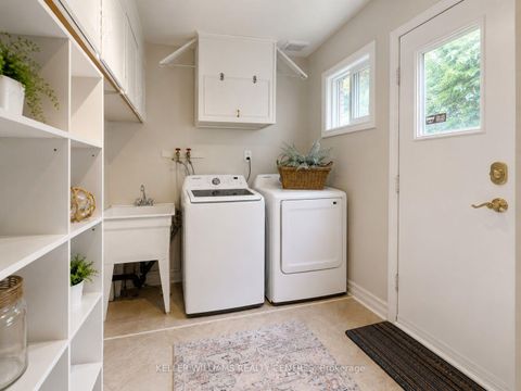 Photo 19 at 15 Beatty Crescent, Aurora Highlands, Aurora