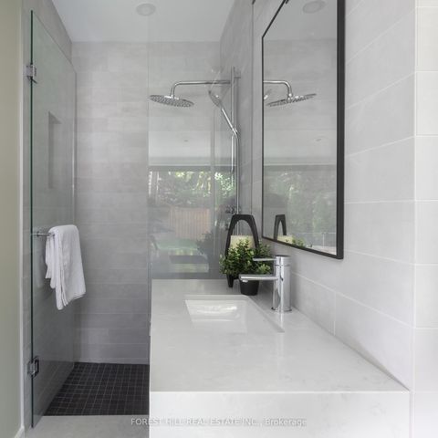 Photo 29 at 52 Roxborough Drive, Moore Park, Toronto