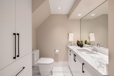 Photo 30 at 52 Roxborough Drive, Moore Park, Toronto