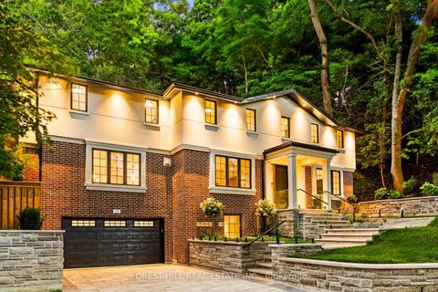 Photo 31 at 52 Roxborough Drive, Moore Park, Toronto