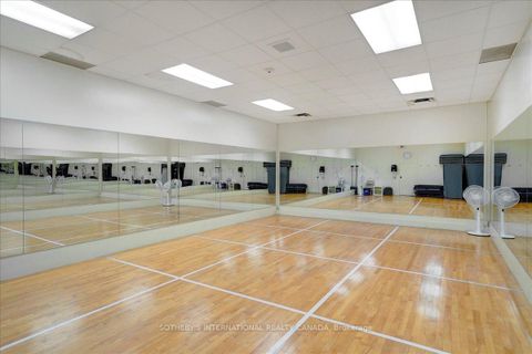 Photo 27 at 1110 - 65 Harbour Square, Waterfront Communities C1, Toronto