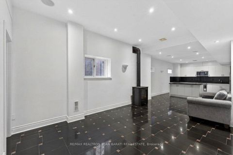 Photo 37 at 218 Hillcrest Avenue, Willowdale East, Toronto