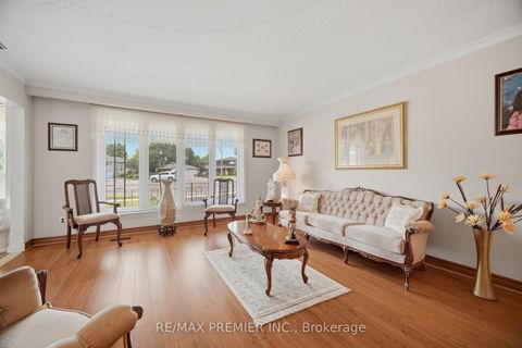 Photo 7 at 11 Kinnie Court, Black Creek, Toronto