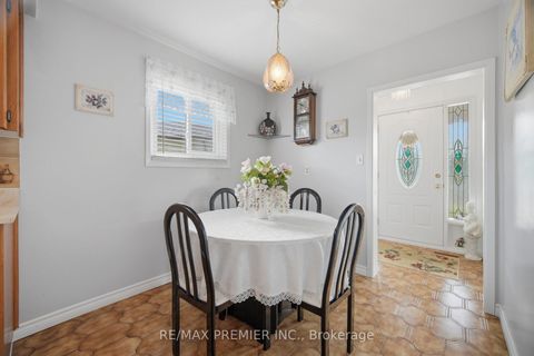 Photo 12 at 11 Kinnie Court, Black Creek, Toronto