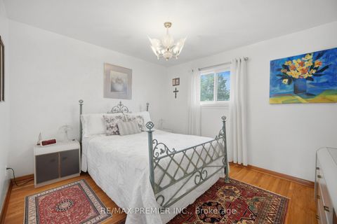 Photo 16 at 11 Kinnie Court, Black Creek, Toronto