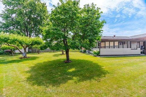 Photo 39 at 11 Kinnie Court, Black Creek, Toronto