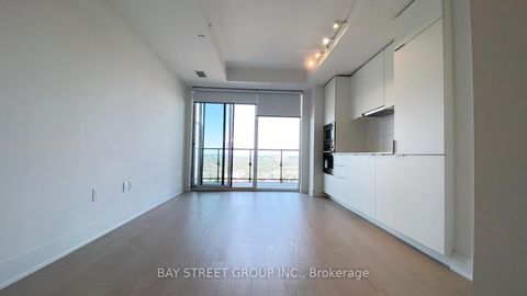 Photo 3 at 3904 - 955 Bay Street E, Bay Street Corridor, Toronto