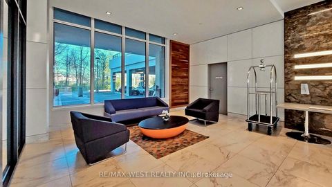 Photo 16 at 714 - 7900 Bathurst Street, Beverley Glen, Vaughan