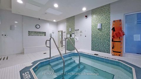 Photo 18 at 714 - 7900 Bathurst Street, Beverley Glen, Vaughan