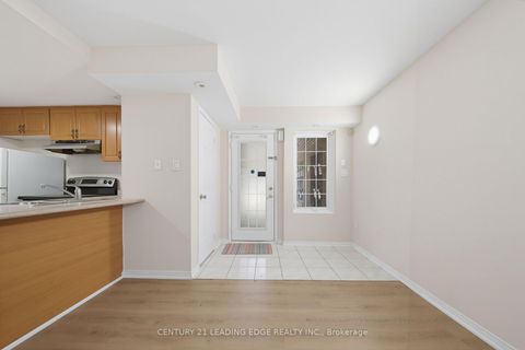 Photo 4 at 74 - 42 Pinery Trail, Malvern, Toronto