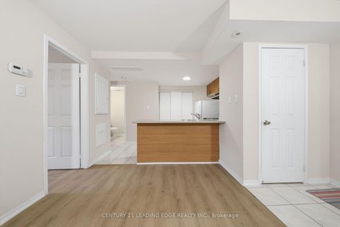 Photo 7 at 74 - 42 Pinery Trail, Malvern, Toronto