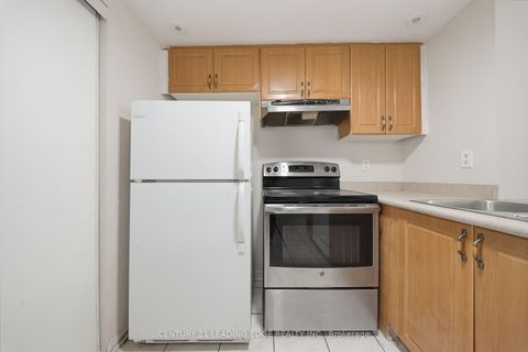 Photo 10 at 74 - 42 Pinery Trail, Malvern, Toronto