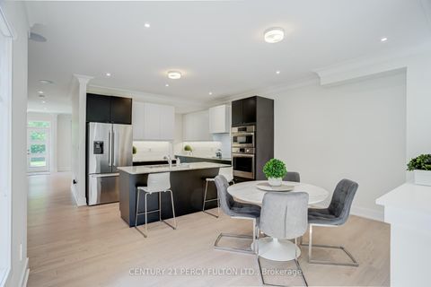 Photo 9 at 3B Norbury Crescent, Bendale, Toronto