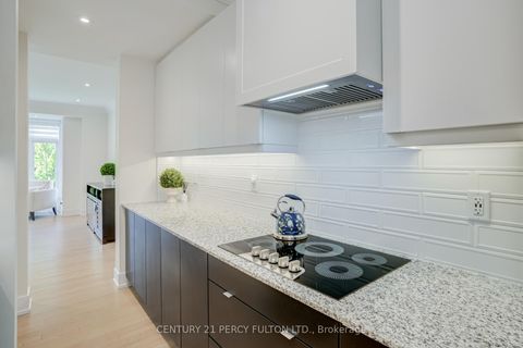 Photo 11 at 3B Norbury Crescent, Bendale, Toronto