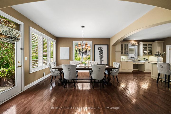 Photo 21 at 535 Canyon Street, Lorne Park, Mississauga