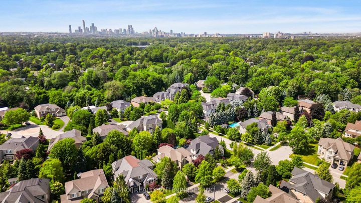 Photo 48 at 535 Canyon Street, Lorne Park, Mississauga