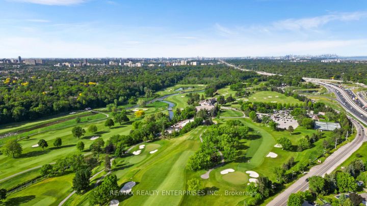 Photo 49 at 535 Canyon Street, Lorne Park, Mississauga