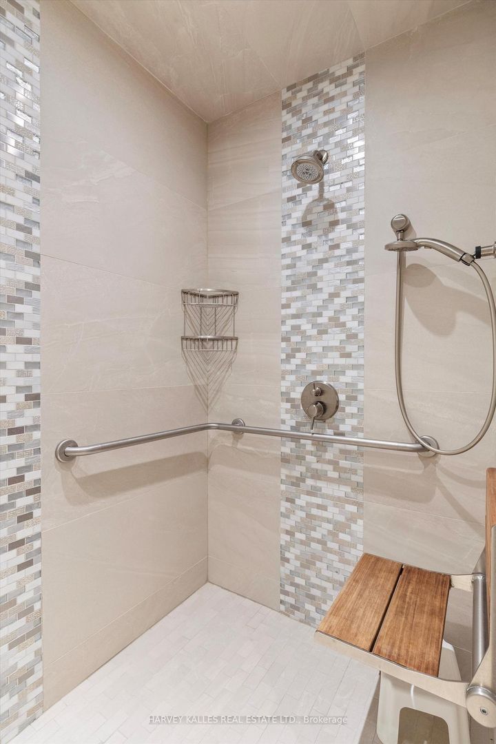 Photo 21 at UPH4 - 662 Sheppard Avenue E, Bayview Village, Toronto