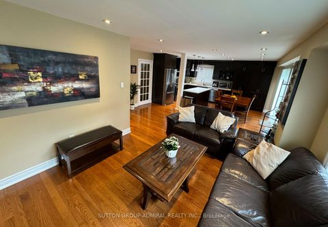 Photo 8 at 148 Mountbatten Road, Beverley Glen, Vaughan