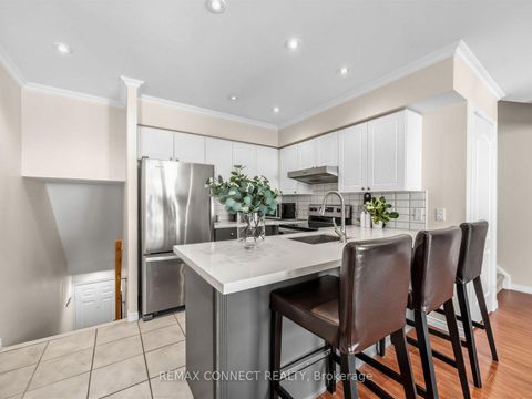 Photo 7 at 605 - 12 Sudbury Street, Niagara, Toronto