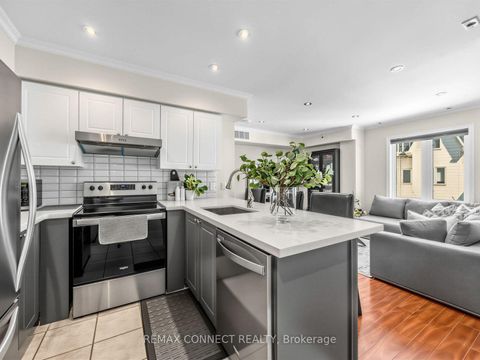 Photo 9 at 605 - 12 Sudbury Street, Niagara, Toronto