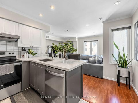 Photo 10 at 605 - 12 Sudbury Street, Niagara, Toronto