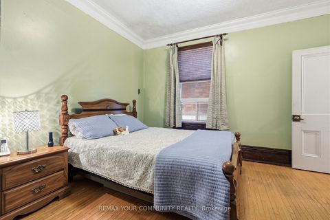 Photo 16 at 330 Main Street, Danforth, Toronto
