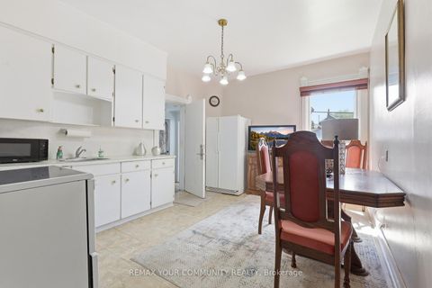 Photo 18 at 330 Main Street, Danforth, Toronto