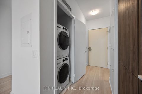 Photo 8 at 504 - 15 Richardson Street, Waterfront Communities C8, Toronto
