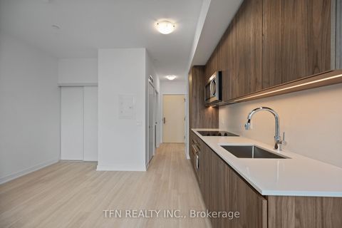 Photo 40 at 504 - 15 Richardson Street, Waterfront Communities C8, Toronto