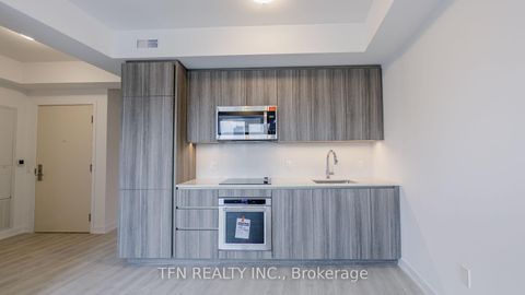 Photo 5 at 801 - 15 Richardson Street, Waterfront Communities C8, Toronto