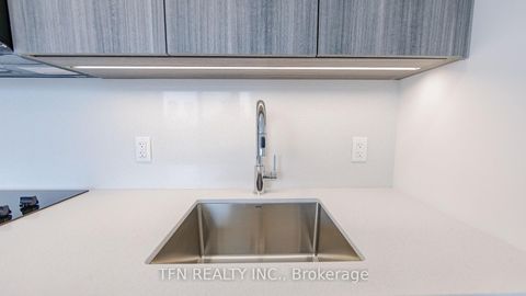 Photo 6 at 801 - 15 Richardson Street, Waterfront Communities C8, Toronto