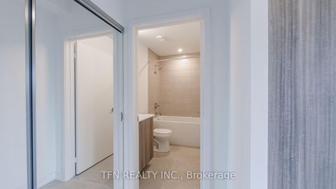 Photo 11 at 801 - 15 Richardson Street, Waterfront Communities C8, Toronto