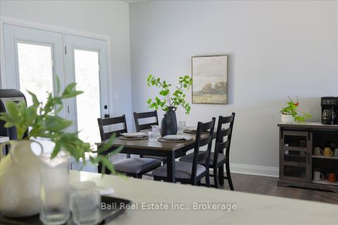 Photo 14 at 47 Easy Street, Pefferlaw, Georgina