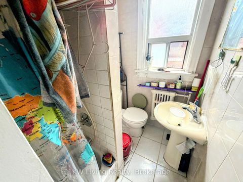 Photo 7 at 636 Clinton Street, Annex, Toronto