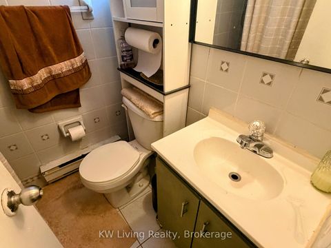 Photo 8 at 636 Clinton Street, Annex, Toronto