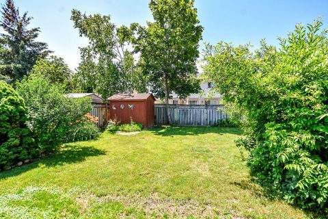 Photo 6 at 10 Palling Lane, Grove East, Barrie