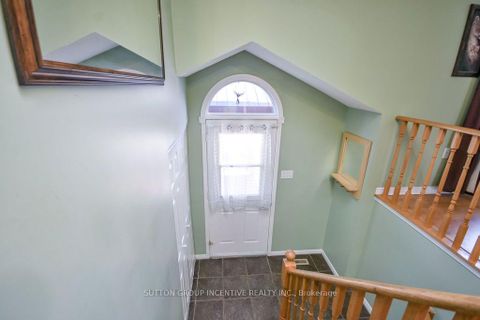 Photo 14 at 10 Palling Lane, Grove East, Barrie