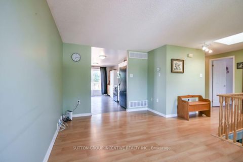 Photo 17 at 10 Palling Lane, Grove East, Barrie