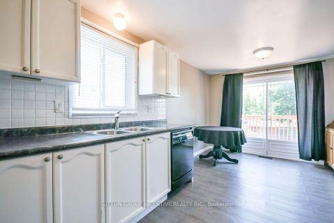 Photo 21 at 10 Palling Lane, Grove East, Barrie